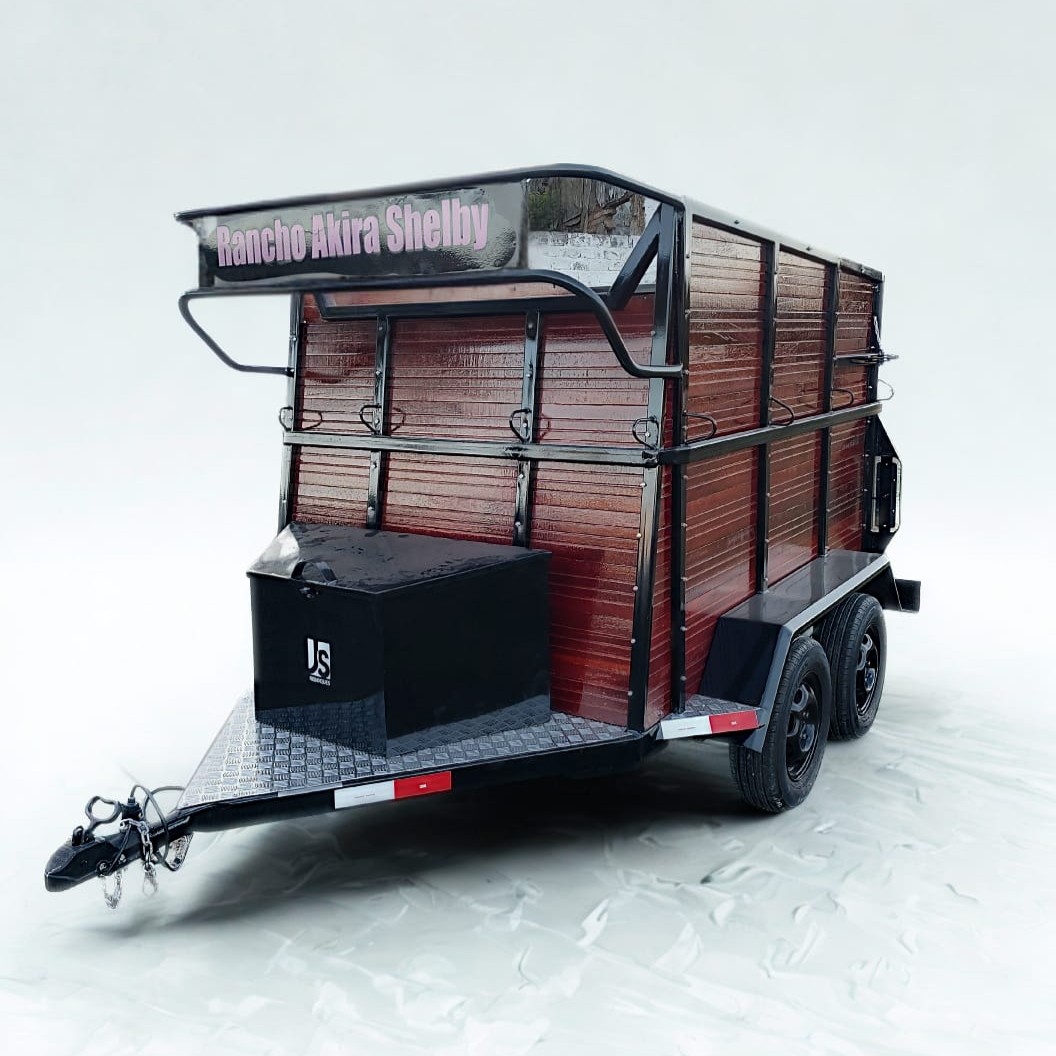 Reboque Carga viva para 02 cavalos